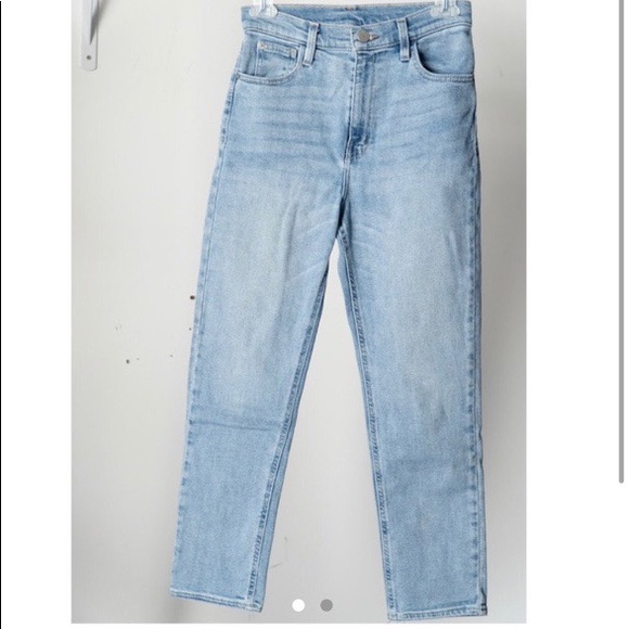 Light blue high waisted BDG 3/4 cropped jeans - Picture 1 of 2